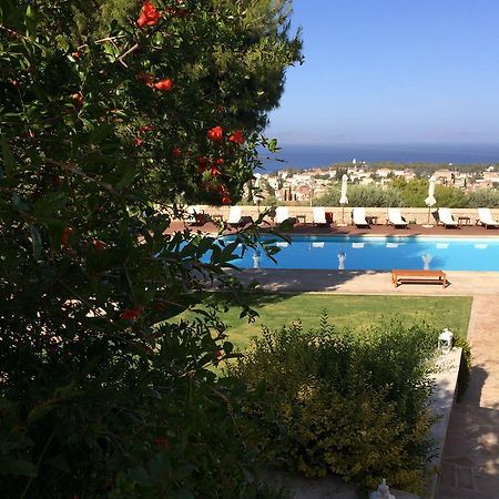 Xenon Estate Villa Spetses Town Bagian luar foto