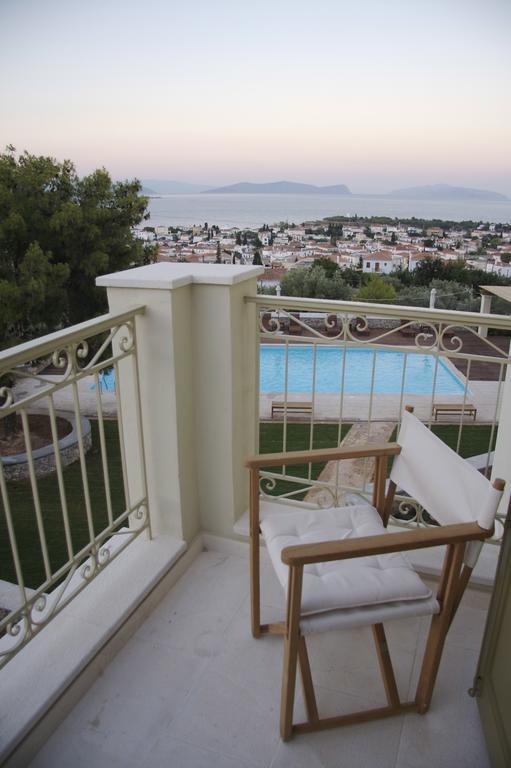 Xenon Estate Villa Spetses Town Bagian luar foto